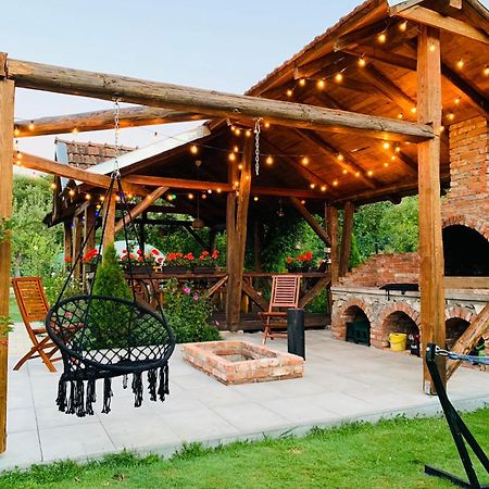 Casa "La Moara Din Gradina" Hotel Eftimie Murgu Luaran gambar
