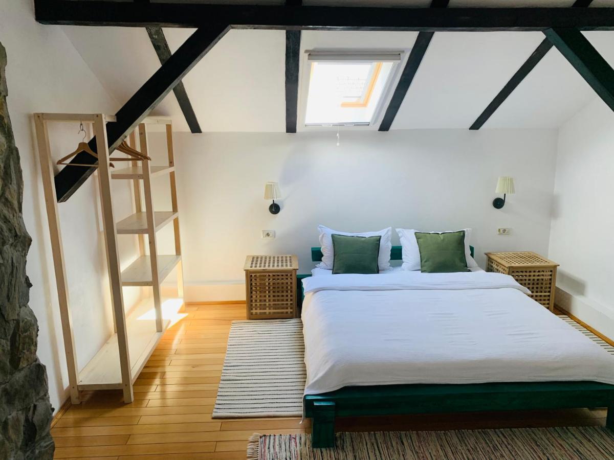 Casa "La Moara Din Gradina" Hotel Eftimie Murgu Luaran gambar