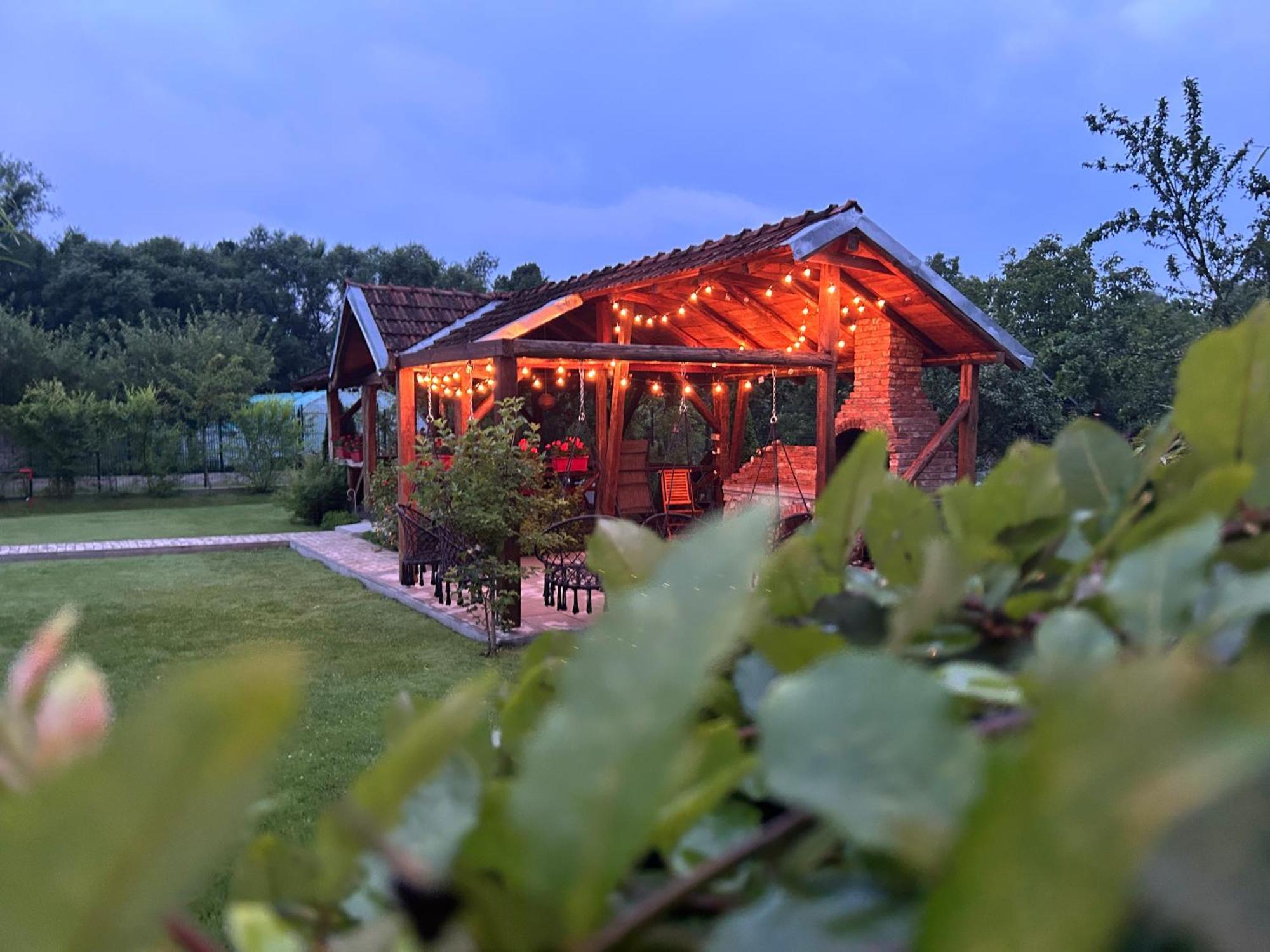 Casa "La Moara Din Gradina" Hotel Eftimie Murgu Luaran gambar