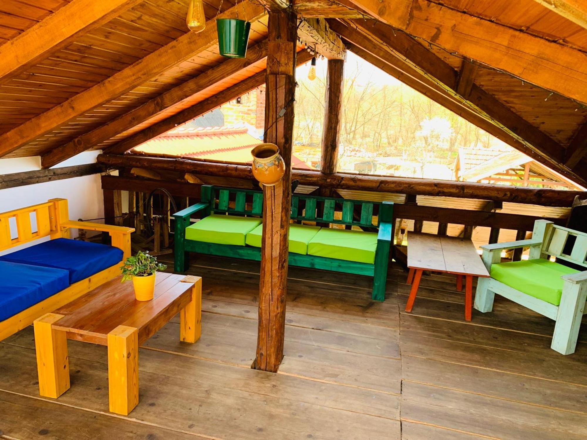Casa "La Moara Din Gradina" Hotel Eftimie Murgu Luaran gambar