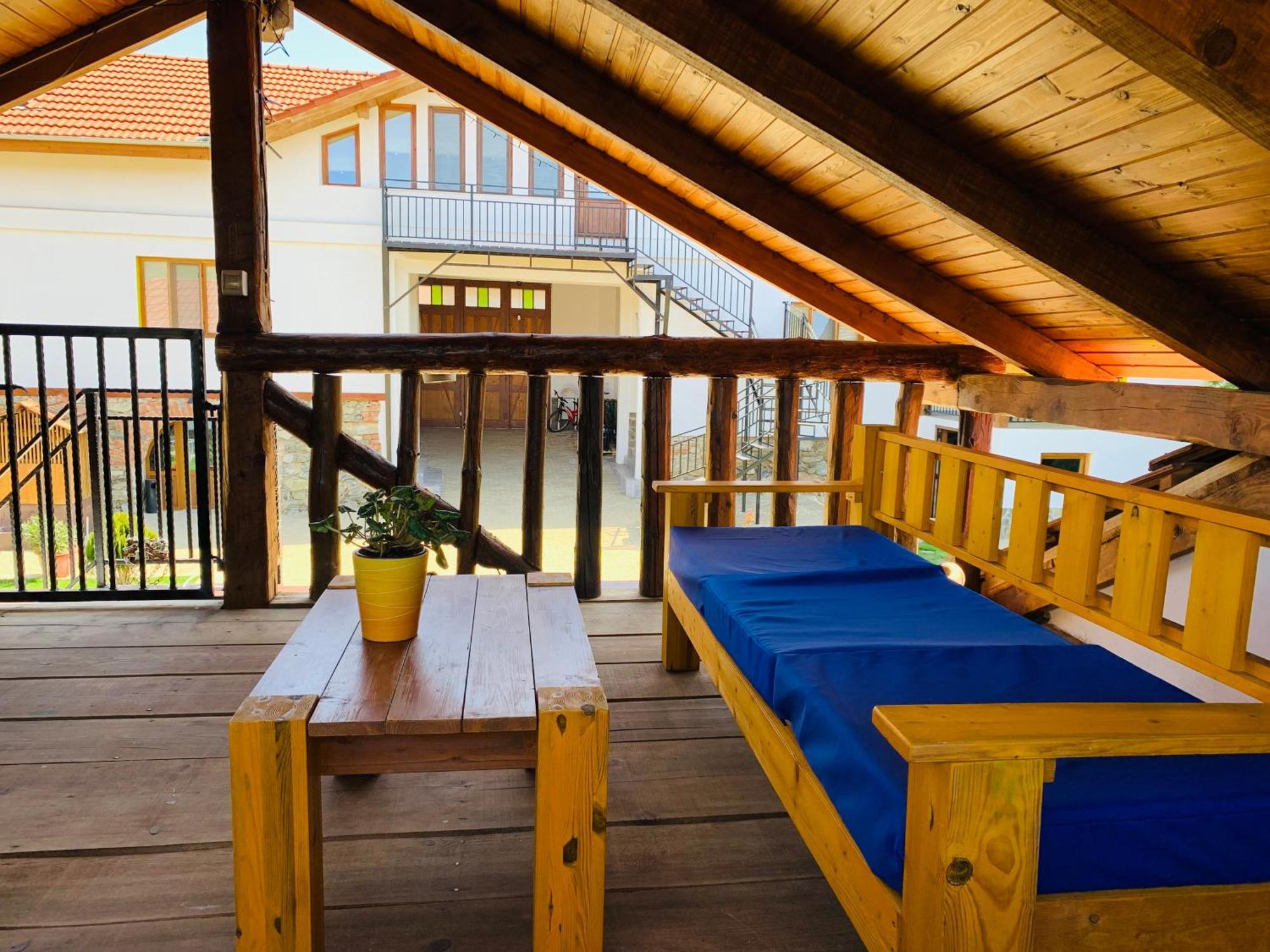 Casa "La Moara Din Gradina" Hotel Eftimie Murgu Luaran gambar