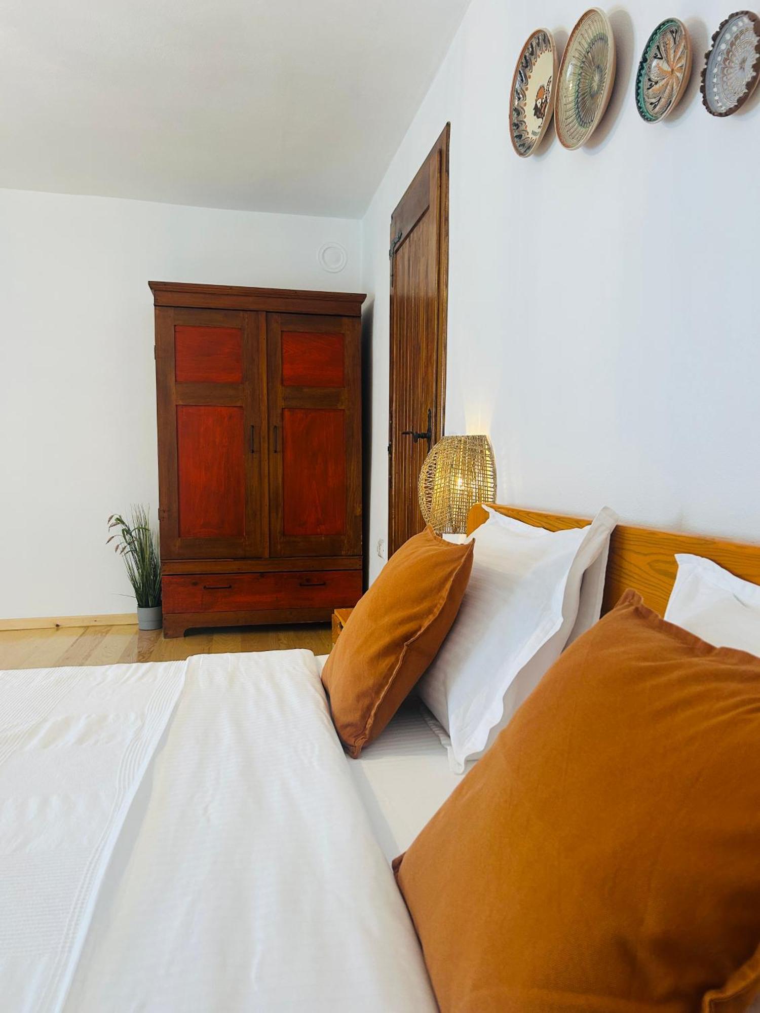 Casa "La Moara Din Gradina" Hotel Eftimie Murgu Luaran gambar