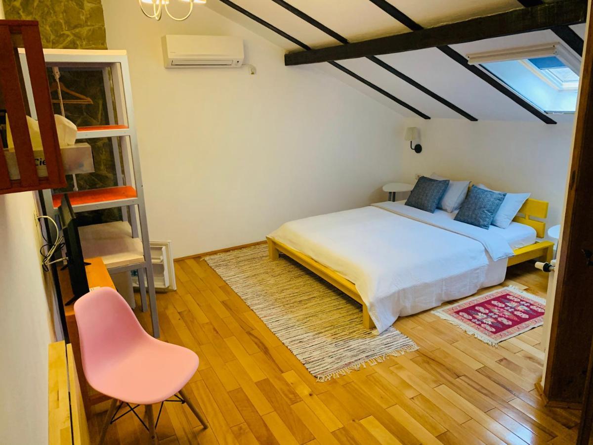 Casa "La Moara Din Gradina" Hotel Eftimie Murgu Luaran gambar